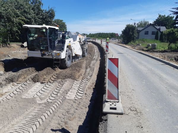 Jest już rondo, prace na półmetku