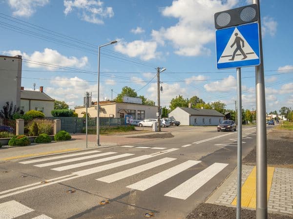 Bezpieczniejsi piesi na DW 482 i 485