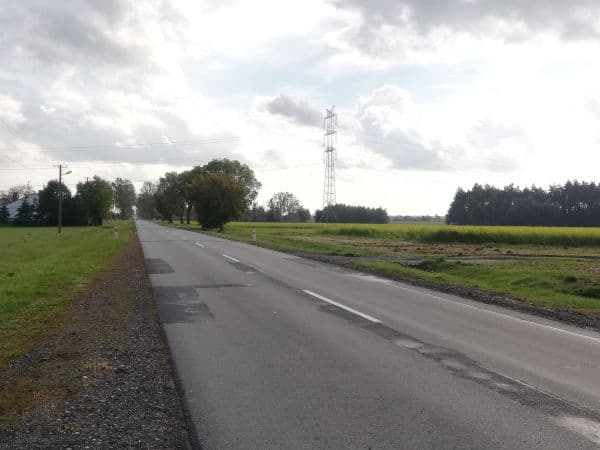 Będzie nowy chodnik na DW 704