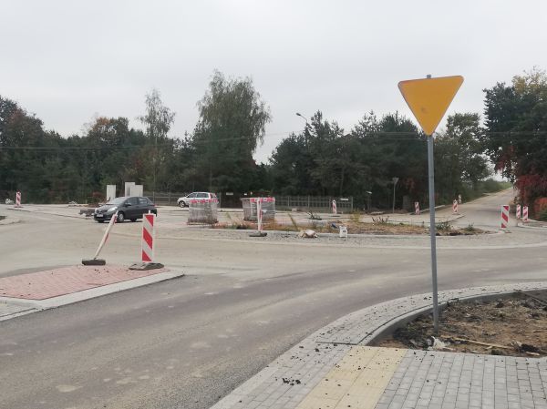 Trwa inwestycja na drodze wojewódzkiej nr 481 w Pruszkowie w powiecie łaskim