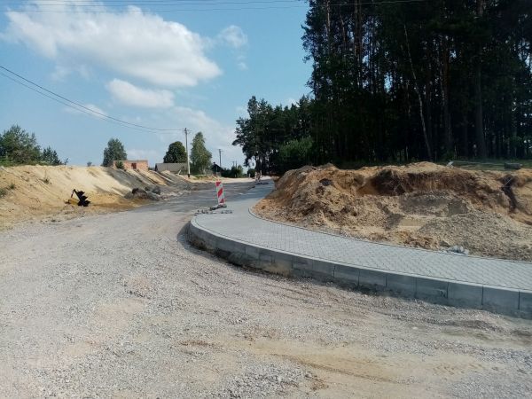 Inwestycja na drodze wojewódzkiej nr 726 w Liciążnej (powiat tomaszowski)