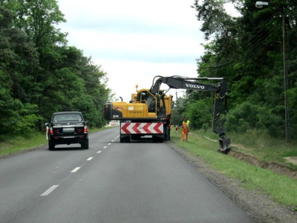 Nowa nawierzchnia na drodze nr 702