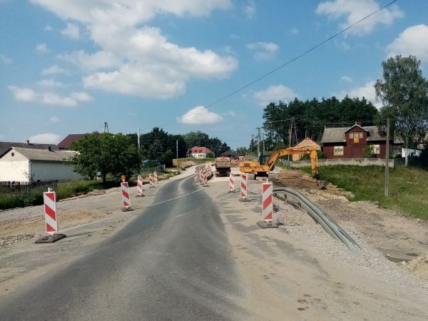 Inwestycja na drodze wojewódzkiej nr 726 w Liciążnej (powiat tomaszowski)